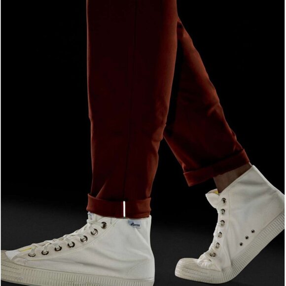 Lululemon Commission Pant Slim Fit Chino Date Brown Red Rust Size 32 - Picture 3 of 9